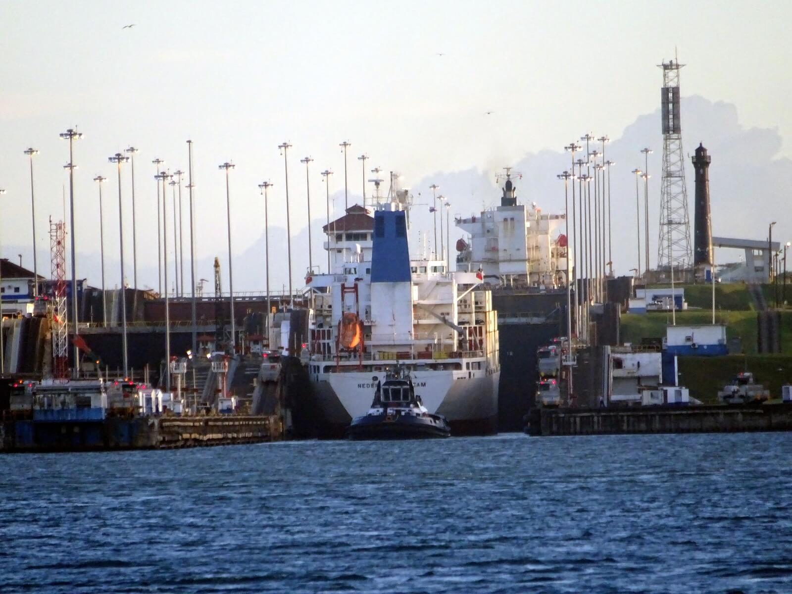 Busy Canal entrance.